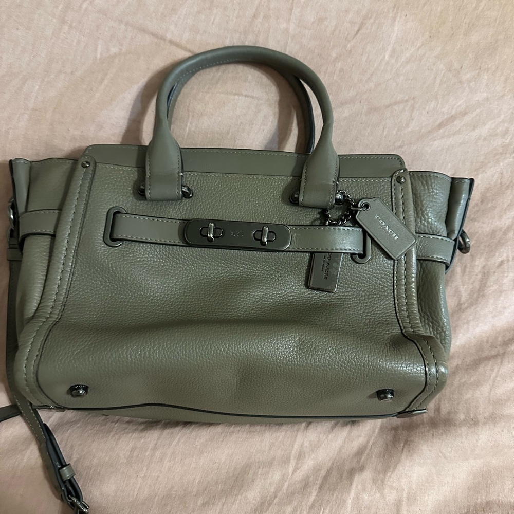 Coach swagger bag